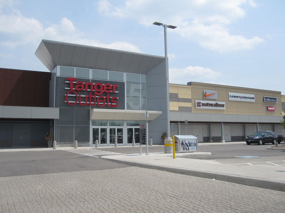 COOKSTOWN OUTLET MALL - (2013)    